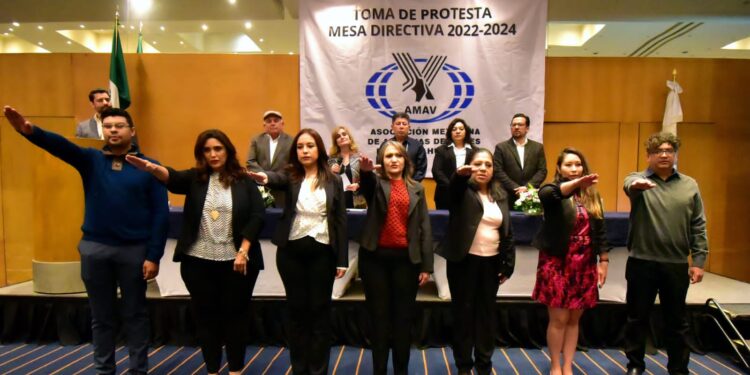 SECRETARIA DE TURISMO TOMA PROTESTA A NUEVA DIRIGENCIA DE AMAV COAHUILA