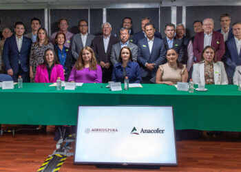 Refrendan Agricultura y Anacofer esfuerzos para potenciar esquema de fertilizantes a nivel nacional