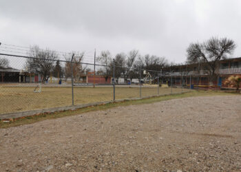 Por frio queda a consideración enviar a los hijos a sus escuelas. SEDU