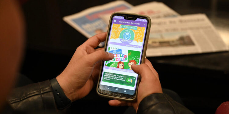 Invitan a aprovechar el apoyo para la preinscripción de alumnos