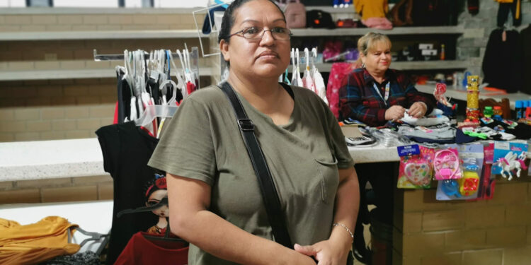 Poco a poco se llena de locatarios el mercado La Bendición