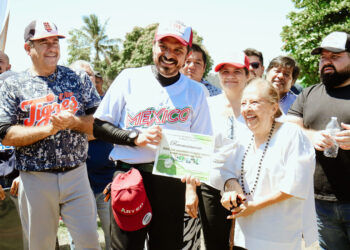 Gobierno federal trabaja para que juventudes encuentren en el béisbol un espacio para la salud: Zoé Robledo