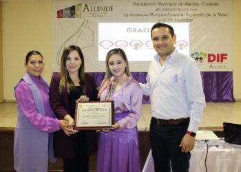 IMPARTEN CONFERENCIA SOBRE EL EMPODERAMIENTO DE LA MUJER EN EL MUNDO ACTUAL 