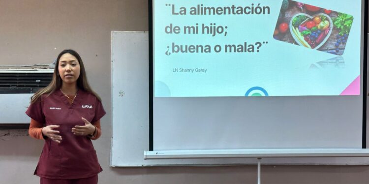 IMPARTEN PLÁTICA A MAESTROS Y PADRES DE FAMILIA DEL CAM NO. 20 DE ALLENDE SOBRE ALIMENTACIÓN SALUDABLE A LOS ALUMNOS 