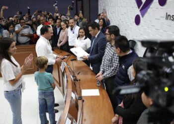 Se registra Manolo por la Alianza Ciudadana por la Seguridad para Gobernador de Coahuila