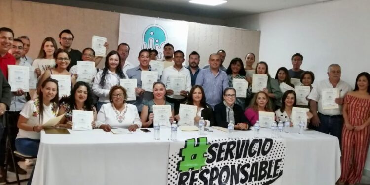 EN LA LAGUNA, SE GRADÚA GENERACIÓN DEL PROGRAMA ‘SERVICIO RESPONSABLE’, DE FINANZAS COAHUILA