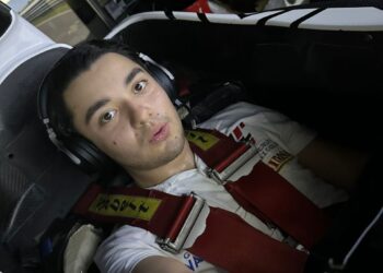 REGRESA DE ESPAÑA EL PILOTO COAHUILENSE LUIS CARLOS PÉREZ