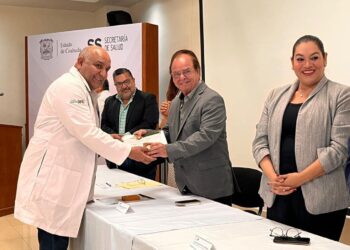 RECONOCEN COMPROMISO DE TRABAJADORES DEL SECTOR SALUD DE COAHUILA