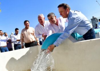 SUPERVISAN MIGUEL RIQUELME Y ROMÁN CEPEDA POZO DE AGUA ‘VIÑEDOS’