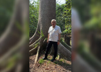 Advierte AMLO a oposición que no podrán prohibir las mañaneras