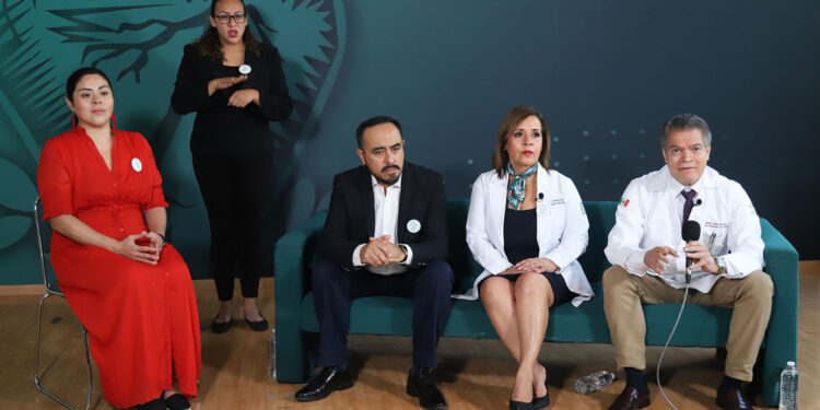 Emprenden acciones conjuntas CONADIC, ISSSTE e IMSS para concienzar sobre la salud mental en la población a través de la campaña “VIVE SALUDableMENTE”.