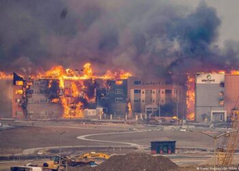 El Salvador exige renuncia de responsables en políticas migratorias, tras incendio en Ciudad Juárez