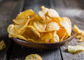 Según Profeco, estos son los alimentos más dañinos que no deberían consumir los niños