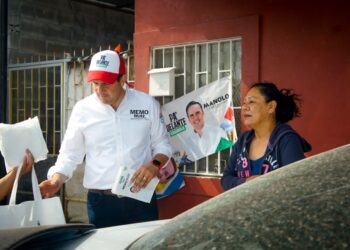 RECORRE MEMO RUIZ EL SECTOR VILLA REAL, COLONIA 24 DE AGOSTO Y COMPARTE PROPUESTAS CON EMPRESARIOS DE LA CIUDAD.