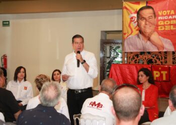 Reafirma Ricardo Mejía su compromiso con sector salud y bienestar animal