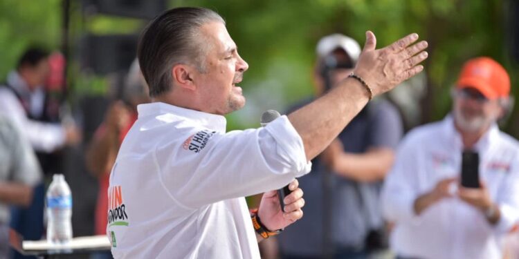 HASTA EL ÚLTIMO CENTAVO DE LOS 250 MILLONES DE DÓLARES DEBEN REGRESAR Y SER INVERTIDOS EN COAHUILA, DEMANDA LENIN PÉREZ.