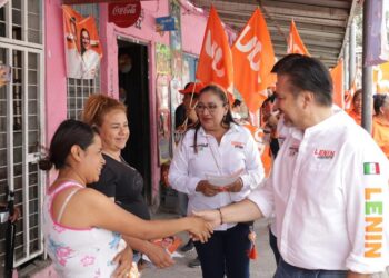 EMOTIVO RECIBIMIENTO A LENIN PÉREZ EN LA MINITA Y RINCÓN DE LOS PASTORES DE SALTILLO; CANDIDATO PREPARADO PARA EL PRIMER DEBATE.