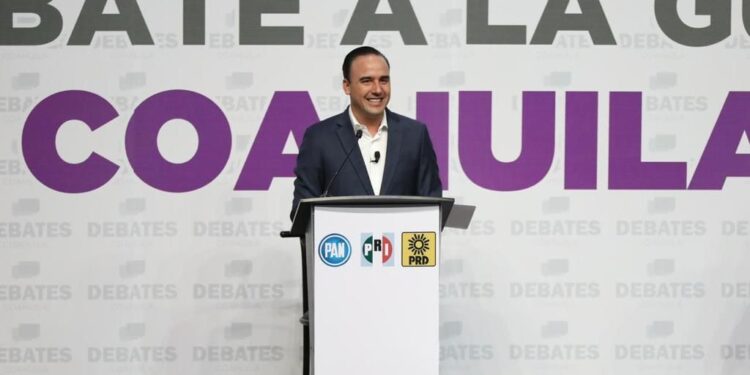 CON PROPUESTAS DEJA MANOLO CLARO QUE COAHUILA VA PA´DELANTE
