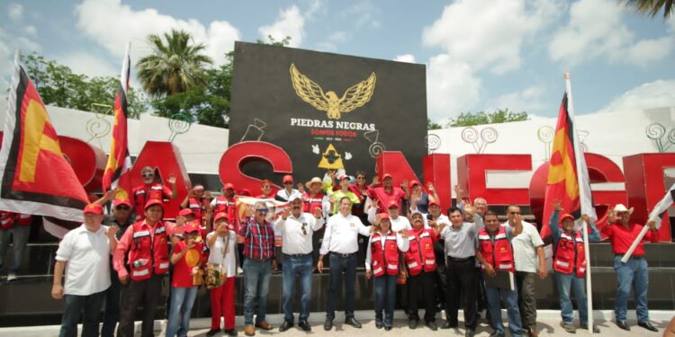 Llega ‘el Tigre’ a Piedras Negras con propuestas de desarrollo y atención a migrantes