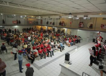 Allende y Nava rugen con «el Tigre'» para sacar a los corruptos