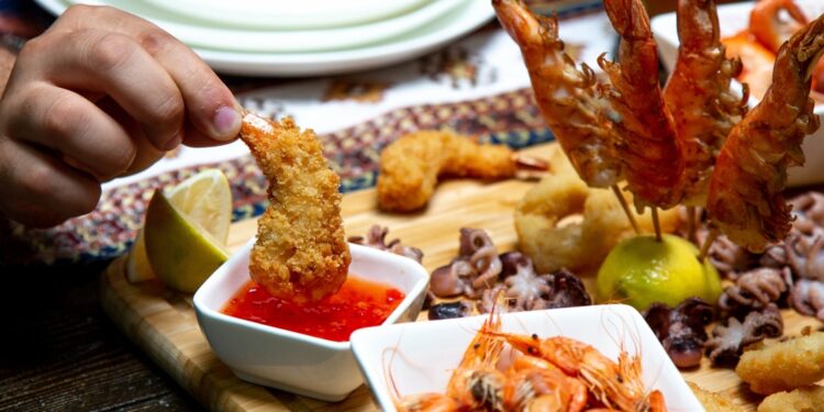 Moderación en consumo de comida y bebida durante Semana Mayor