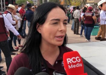 Candidata reta a sus contrincantes a un debate publico