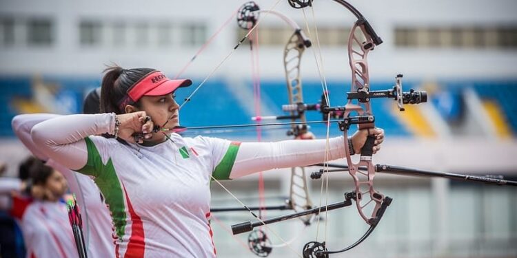 COAHUILENSES DAFNE QUINTERO Y SEBASTIÁN GARCÍA SUBEN AL PODIO EN LA COPA DEL MUNDO DE SHANGÁI