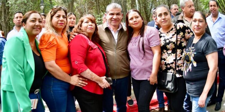 FELICITA Y RECONOCE MARS A LAS MADRES DE FAMILIA EN SU DÍA