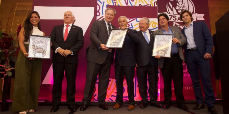 Industria de la viña y vino, motor de crecimiento y empleo para 15 entidades del país: Agricultura