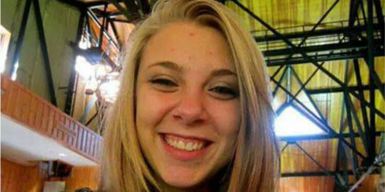 Se arrancó los ojos tras una sobredosis de metanfetamina