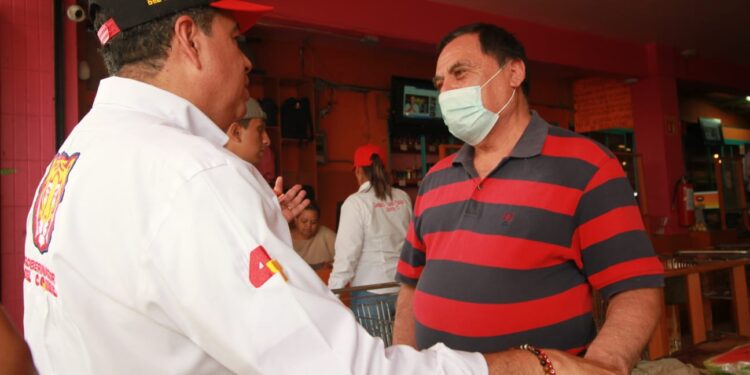 Va Ricardo Mejía por proyectos de desarrollo económico de la mano con empresarios