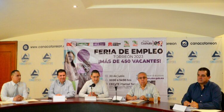 SECRETARÍA DEL TRABAJO DE COAHUILA INVITA A FERIA DE EMPLEO EN TORREÓN: OFERTARÁN 450 VACANTES