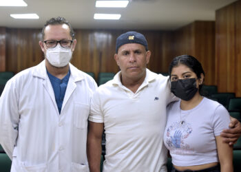 Regala papá calidad de vida a su hija con donación de riñón en HGZ No. 33 del IMSS Nuevo León