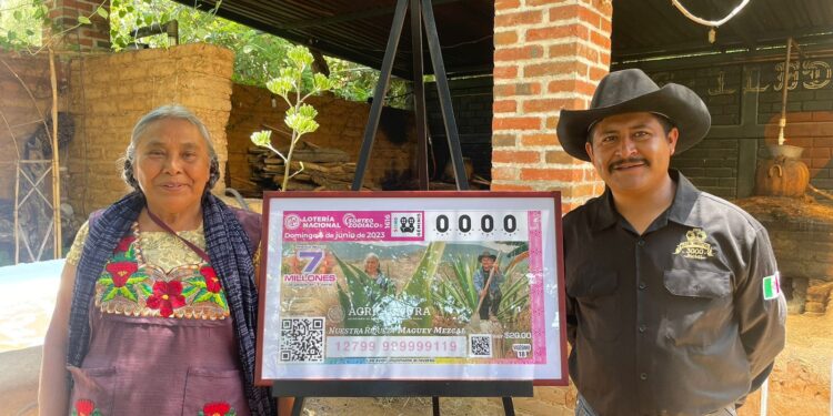 Impulsan producción de mezcal en 13 entidades del país