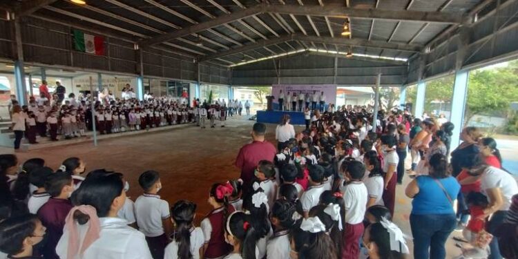 Por ola de calor, suspende Coahuila clases presenciales