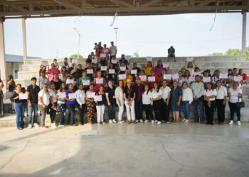 MÁS DE 8 MIL CIUDADANOS BENEFICIADOS EN CURSOS EN CENTROS COMUNITARIOS