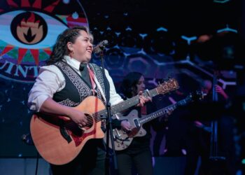 Vivir Quintana relata lo mucho que se aferró a su arte; estrena la canción ‘Corazón de Ave’