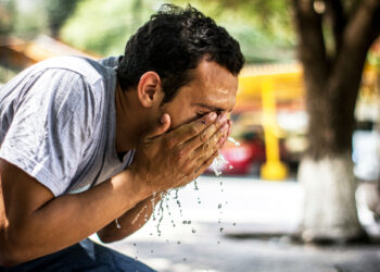 ANTE ELEVADAS TEMPERATURAS, NECESARIO PREVENIR EL GOLPE DE CALOR: SALUD COAHUILA