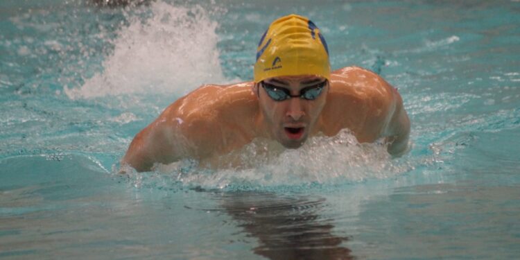 LISTO COAHUILENSE MIGUEL DE LARA PARA EL MUNDIAL DE NATACIÓN EN JAPÓN