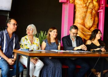 LLEGA A TORREÓN Y A PARRAS EL FESTIVAL DE MONÓLOGOS COAHUILA-TEATRO A UNA SOLA VOZ