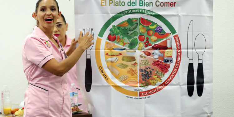 IMSS llama a acudir a UMF para un control de peso saludable y evitar dietas alternativas de redes sociales