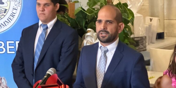 Inicia operaciones VADEL, un nuevo concepto de Funeraria en Eagle Pass, Texas