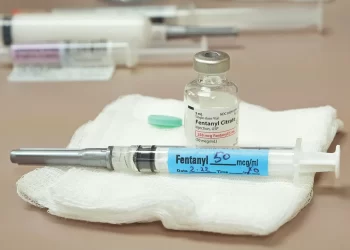 Acusan a anestesiólogo por compra ilegal de fentanilo; FGR abre carpeta