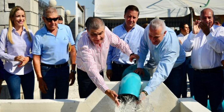 CON INVERSIÓN DE 5.2 MDP, MIGUEL RIQUELME Y ROMÁN CEPEDA PONEN EN MARCHA POZO ‘VIÑEDOS’, EN TORREÓN