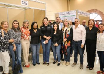 OFERTAN 550 VACANTES  EN FERIA DEL EMPLEO 2023