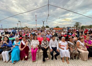 CELEBRAN A LOS ADULTOS MAYORES  EN SU DÍA