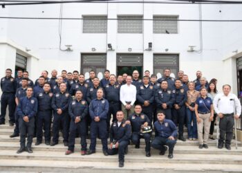 Con misa, desayuno y recorrido por la ciudad festejaron los Bomberos su día