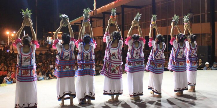 Acuña prepara la 10ª edición del Mitote Folklórico