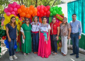 CELEBRAN FIESTA MEXICANA POR LA INDEPENDENCIA EN EL CAM 34