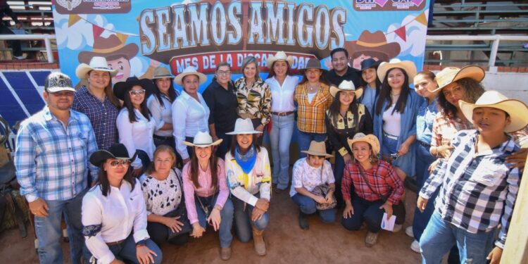 REALIZAN CONVIVENCIA DE LA DISCAPACIDAD «SEAMOS AMIGOS»